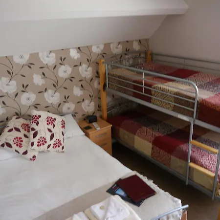 Bonny Brae ゲストハウス 3*